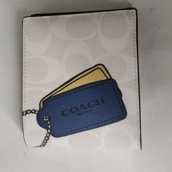Coach CH085 3 In 1 Wallet Signature Canvas W/Trompe L'oeil Print SV/Chalk Multi - Picture 1 of 12